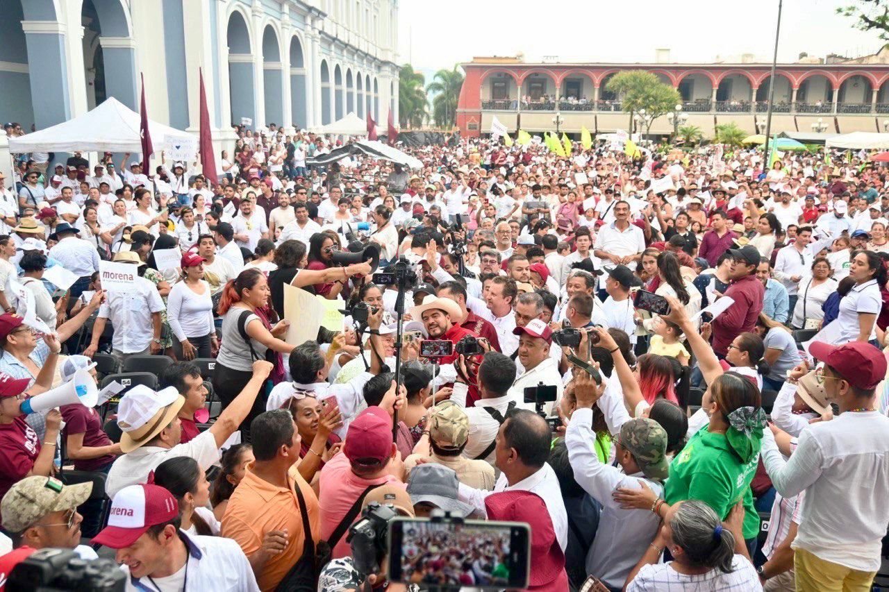 Zenyazen Escobar protagonizó contundente y masivo cierre de campaña Zenyazen Escobar protagonizó contundente y masivo cierre de campaña