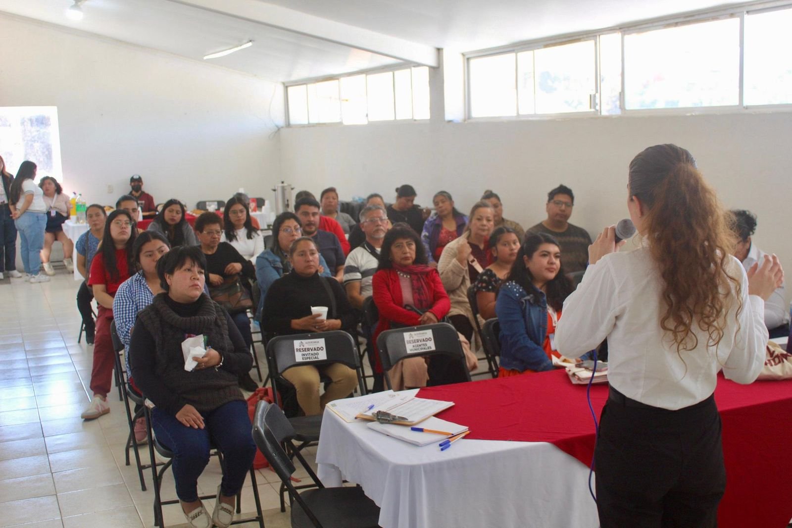 Capacita SECTUR a prestadores de servicios turísticos en Altotonga Capacita SECTUR a prestadores de servicios turísticos en Altotonga