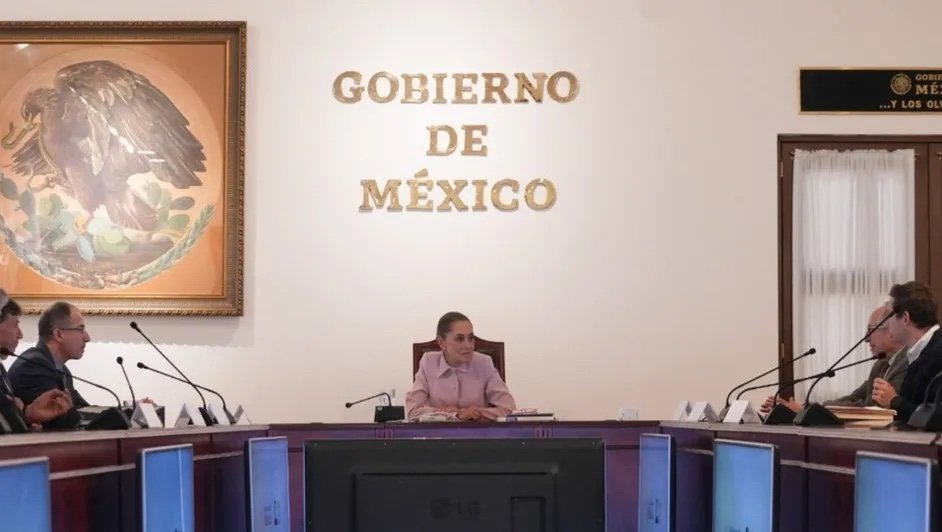 Sheinbaum firma acuerdo para producir en México vacunas de ARN mensajero contra covid