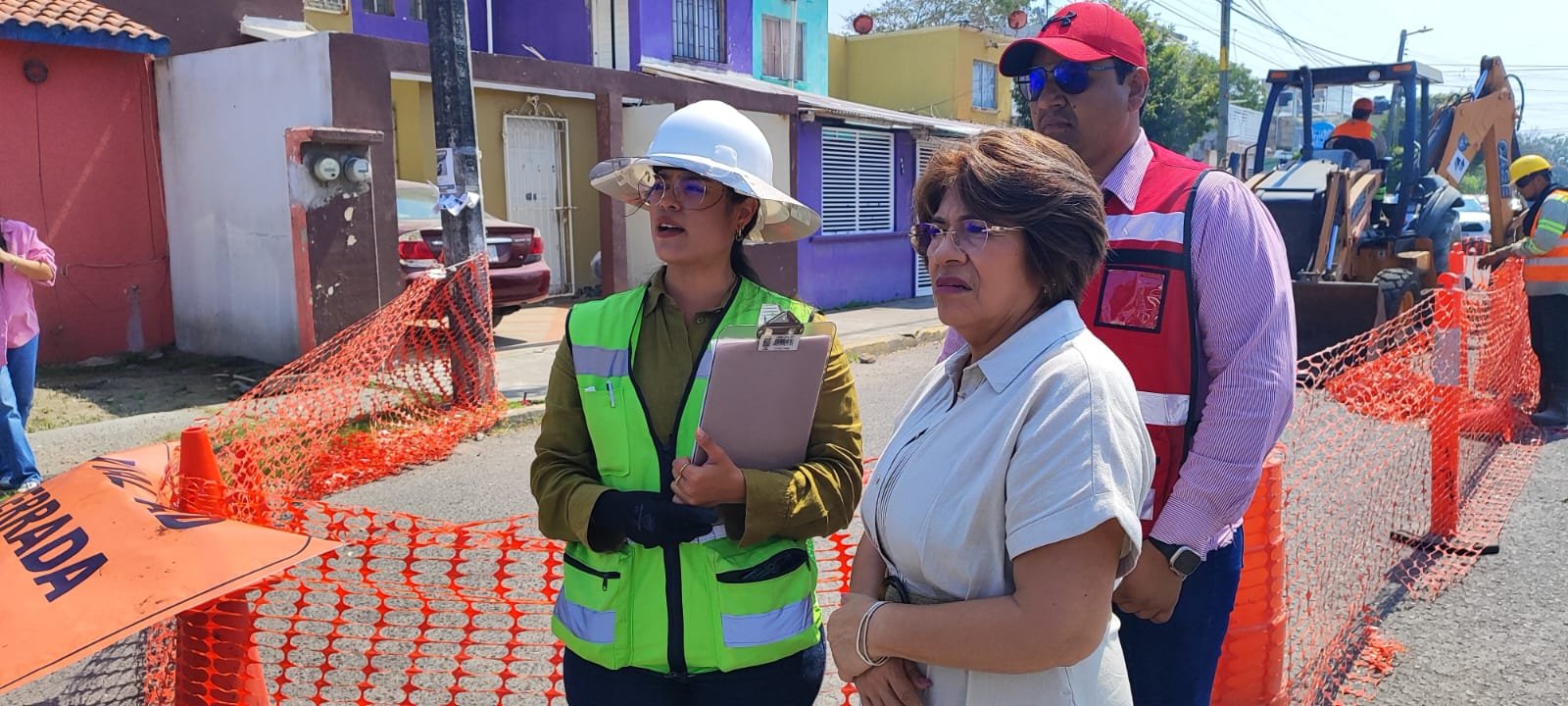 Supervisa alcaldesa de Veracruz avances del Programa Municipal de Bacheo en zona norte Supervisa alcaldesa de Veracruz avances del Programa Municipal de Bacheo en zona norte
