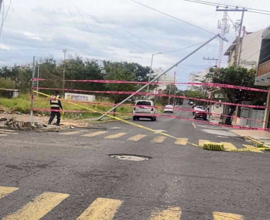 Atiende PC Municipal de Veracruz 15 servicios tras afectaciones por viento del norte