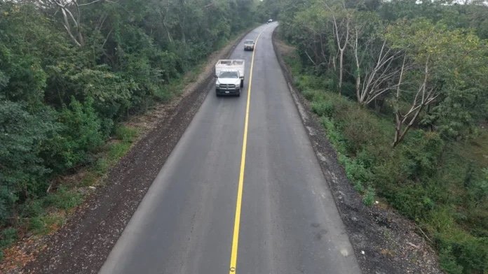 Inauguran 22 kilómetros del tramo Chalma–Platón Sánchez en la Huasteca Inauguran 22 kilómetros del tramo Chalma–Platón Sánchez en la Huasteca