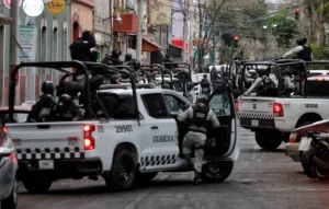 GN mantiene fuerte operativo de custodia en la FEMDO, donde están los restos de ‘El Mencho’ GN mantiene fuerte operativo de custodia en la FEMDO, donde están los restos de ‘El Mencho’