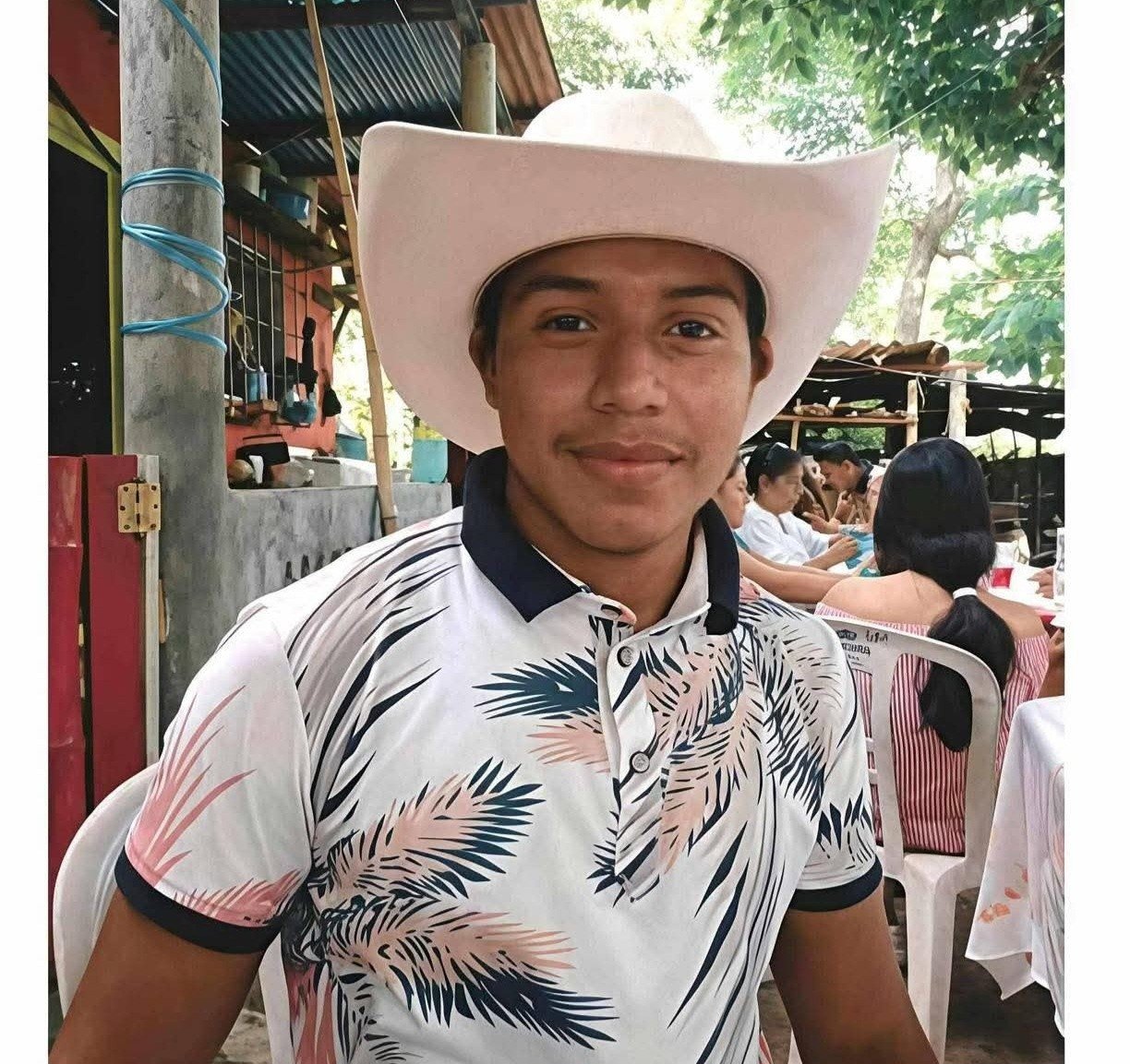 Joven permanece en terapia intensiva tras rescatar a menor en playas de Coatzacoalcos Joven permanece en terapia intensiva tras rescatar a menor en playas de Coatzacoalcos