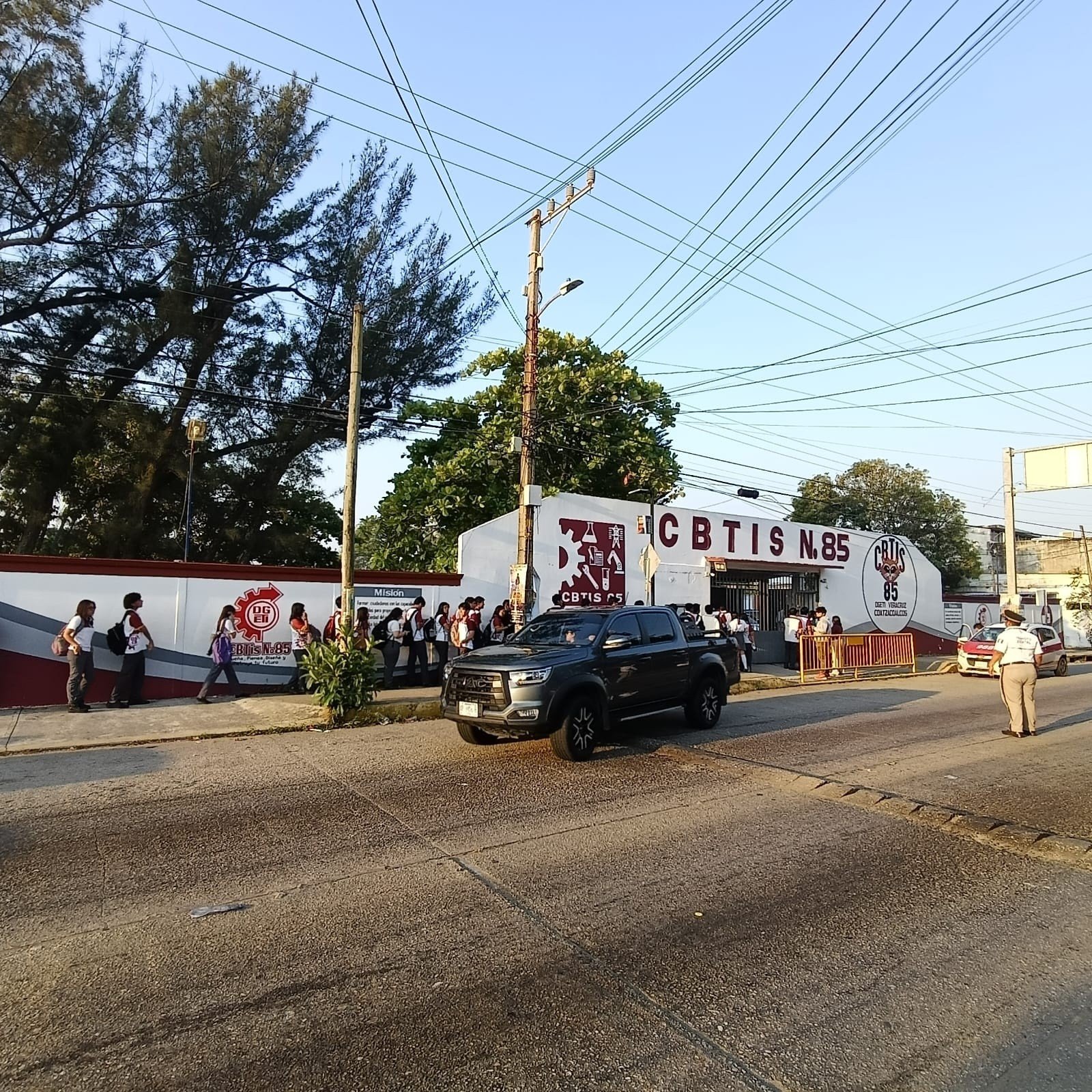 Refuerzan seguridad en CBTIS 85 con Operativo Mochila tras alerta viral