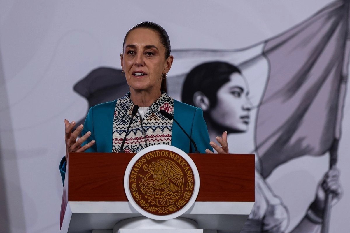 Grupo multidisciplinario presentará informe sobre derrame en el Golfo mañana miércoles: Sheinbaum