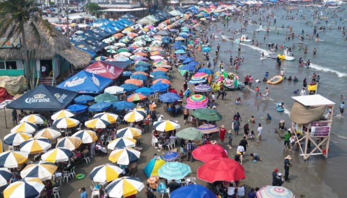 Auge turístico: alta ocupación y visitantes de 7 países Auge turístico: alta ocupación y visitantes de 7 países