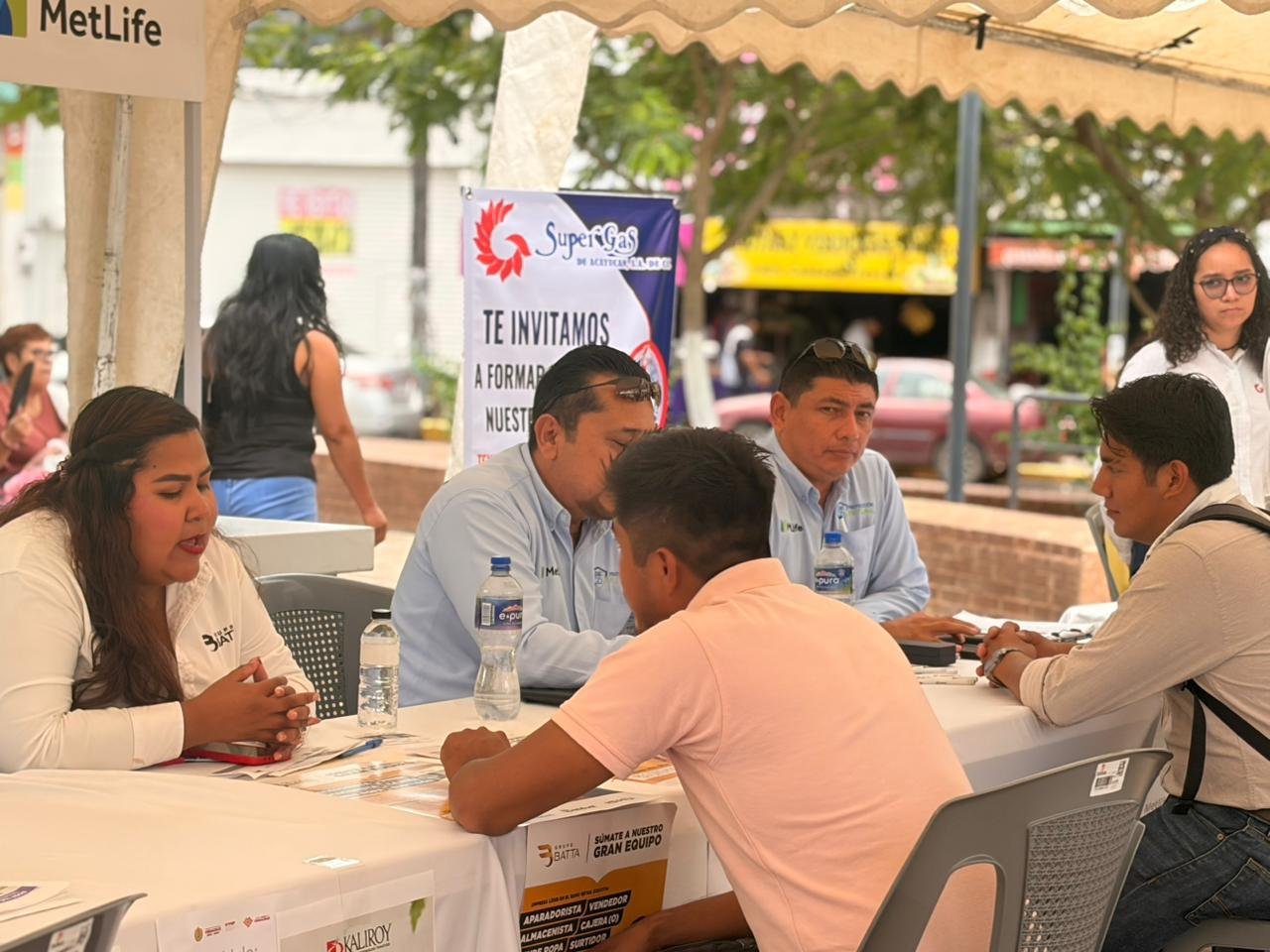 Oferta STPSP más de 380 espacios laborales en Feria del Empleo en Acayucan
