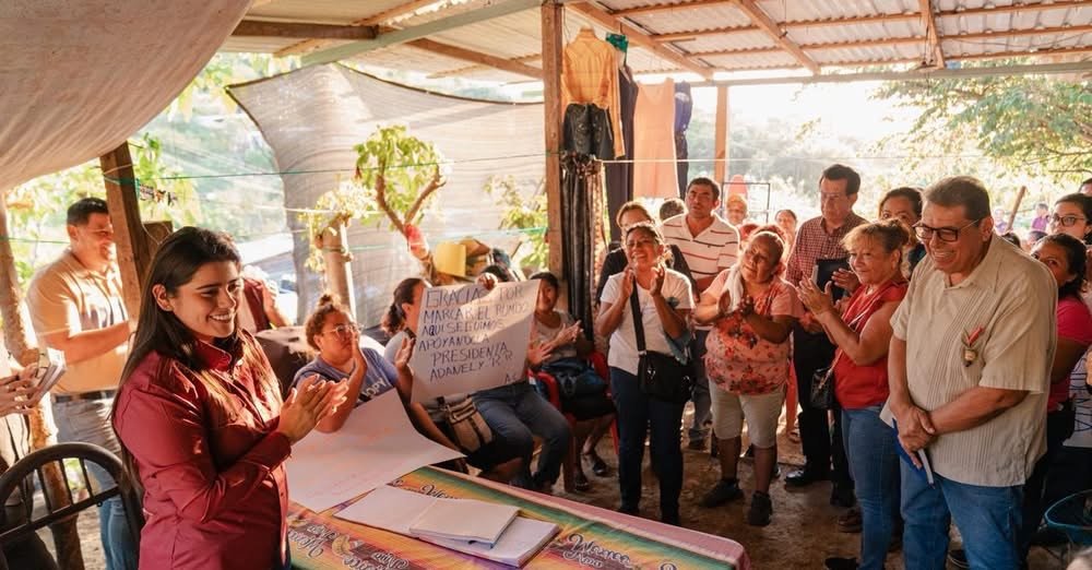Alcaldesa de Poza Rica escucha demandas en Montecristo