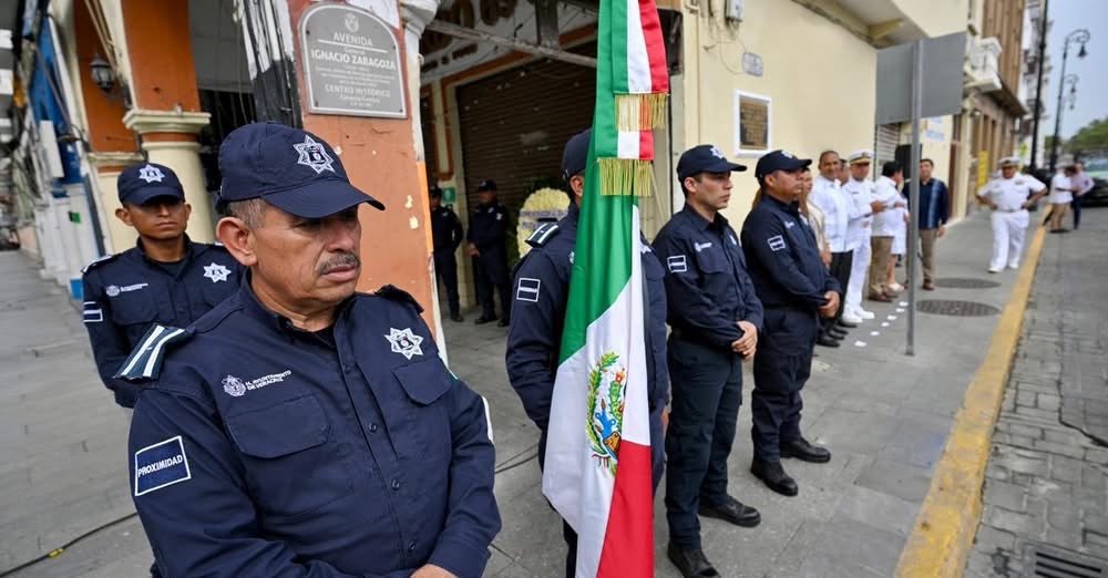 Veracruz aumenta 33.8% salario a policías municipales