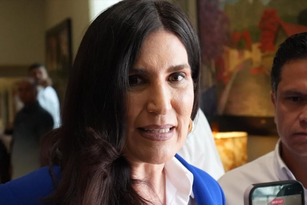 A favor de un periodo extraordinario si es para aprobar los temas que le importan a México: Kenia López Rabadán A favor de un periodo extraordinario si es para aprobar los temas que le importan a México: Kenia López Rabadán