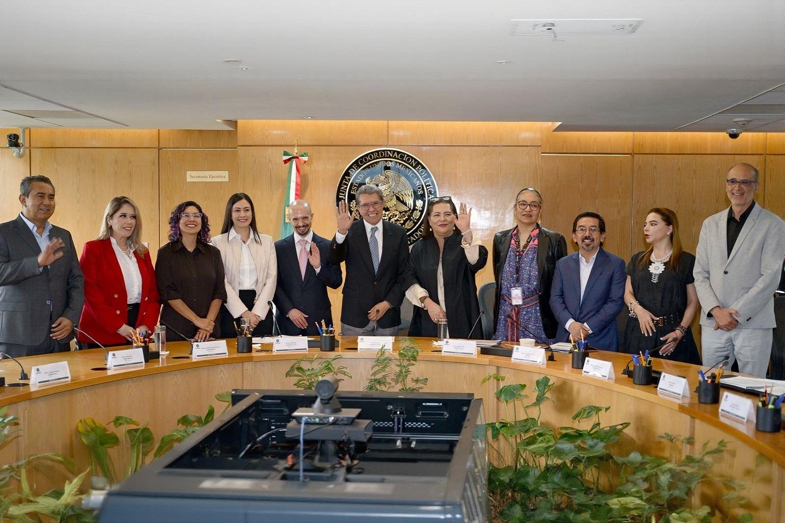 Ricardo Monreal recibe propuesta del Consejo General del INE en materia electoral Ricardo Monreal recibe propuesta del Consejo General del INE en materia electoral
