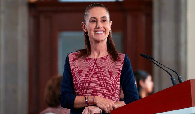 Presidenta presenta Cátedras de la diáspora mexicana dirigido a jóvenes investigadores en el exterior que mantienen vínculo con México Presidenta presenta Cátedras de la diáspora mexicana dirigido a jóvenes investigadores en el exterior que mantienen vínculo con México
