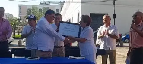 Reconoce alcaldesa de Veracruz labor de personal de Limpia Pública Reconoce alcaldesa de Veracruz labor de personal de Limpia Pública