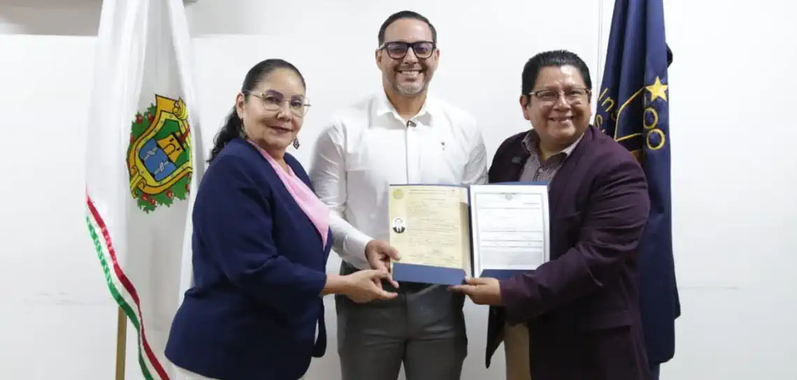 Suman más de 600 títulos electrónicos entregados en el ITSX