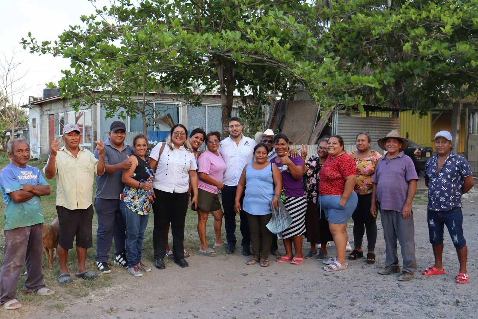 Ayuntamiento de Alvarado mantiene coordinación con autoridades federales para atender situación en Herón Proal Ayuntamiento de Alvarado mantiene coordinación con autoridades federales para atender situación en Herón Proal