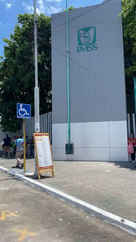 Mejora Ayuntamiento de Veracruz la movilidad y la seguridad vial en inmediaciones del IMSS Mejora Ayuntamiento de Veracruz la movilidad y la seguridad vial en inmediaciones del IMSS
