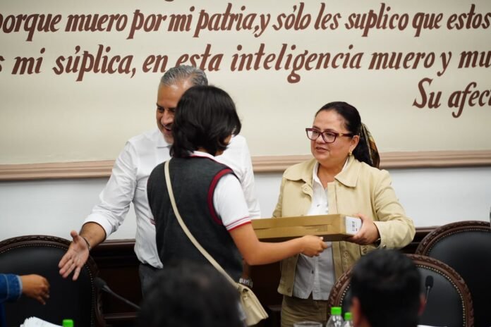 Con el respaldo de la Gobernadora, Xalapa se transforma; anunció alcaldesa buenas noticias en el Día del Pueblo Con el respaldo de la Gobernadora, Xalapa se transforma; anunció alcaldesa buenas noticias en el Día del Pueblo