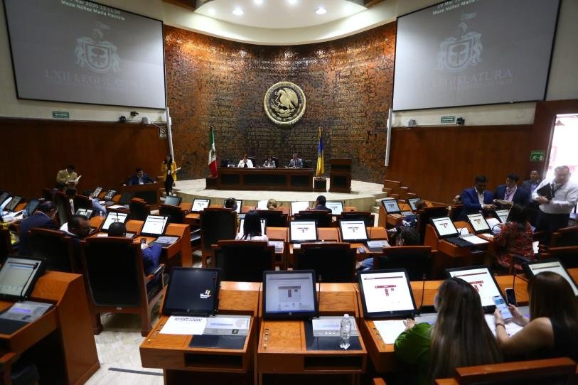 MC, partido nacional con menor presencia en los Congresos; suma sólo 6.5% de diputados MC, partido nacional con menor presencia en los Congresos; suma sólo 6.5% de diputados