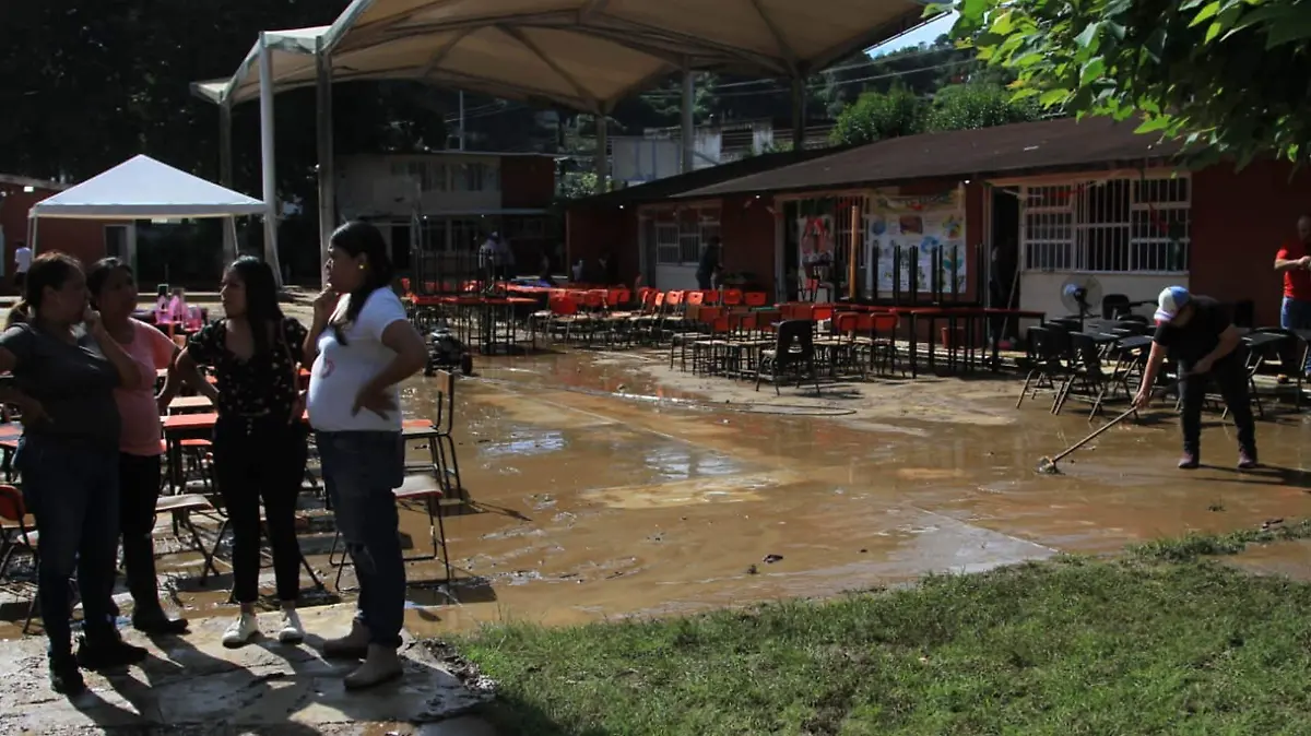 Xalapa enfrenta más riesgo de inundaciones; especialistas piden alertas en tiempo real y mejor planeación urbana Xalapa enfrenta más riesgo de inundaciones; especialistas piden alertas en tiempo real y mejor planeación urbana