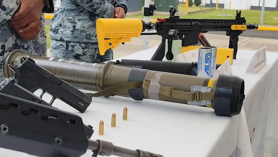 Gobierno debilita organizaciones criminales; asegura 50 armas al día Gobierno debilita organizaciones criminales; asegura 50 armas al día