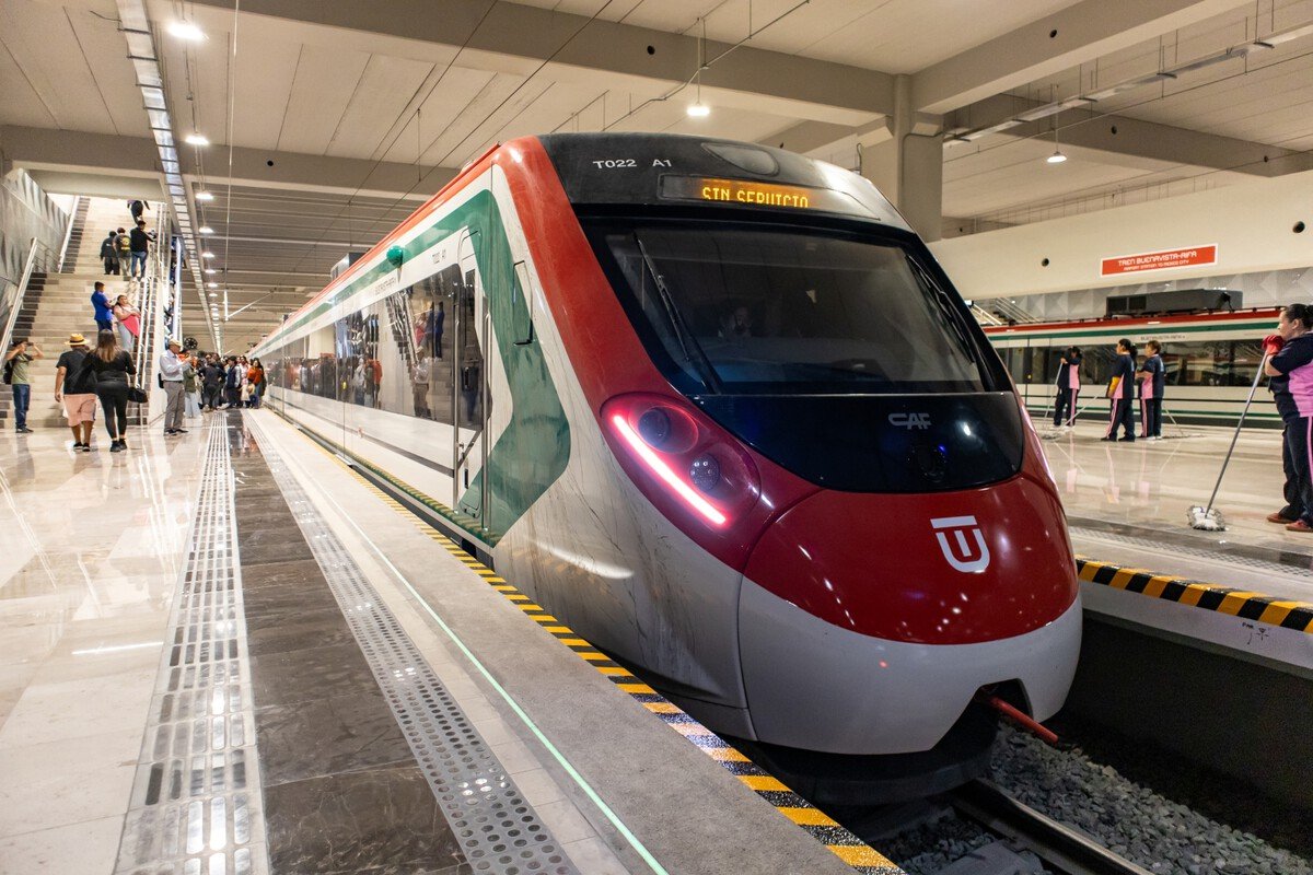 El Tren Suburbano mantuvo durante seis meses el viaje al AIFA en 45 pesos: ahora costará más del doble El Tren Suburbano mantuvo durante seis meses el viaje al AIFA en 45 pesos: ahora costará más del doble