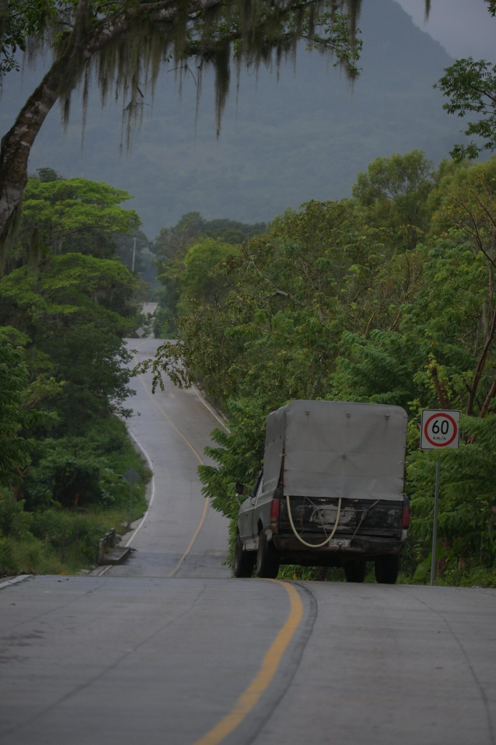 Entrega Rocío Nahle 2.2 kilómetros de carretera de concreto hidráulico entre Yecuatla y Colipa Entrega Rocío Nahle 2.2 kilómetros de carretera de concreto hidráulico entre Yecuatla y Colipa