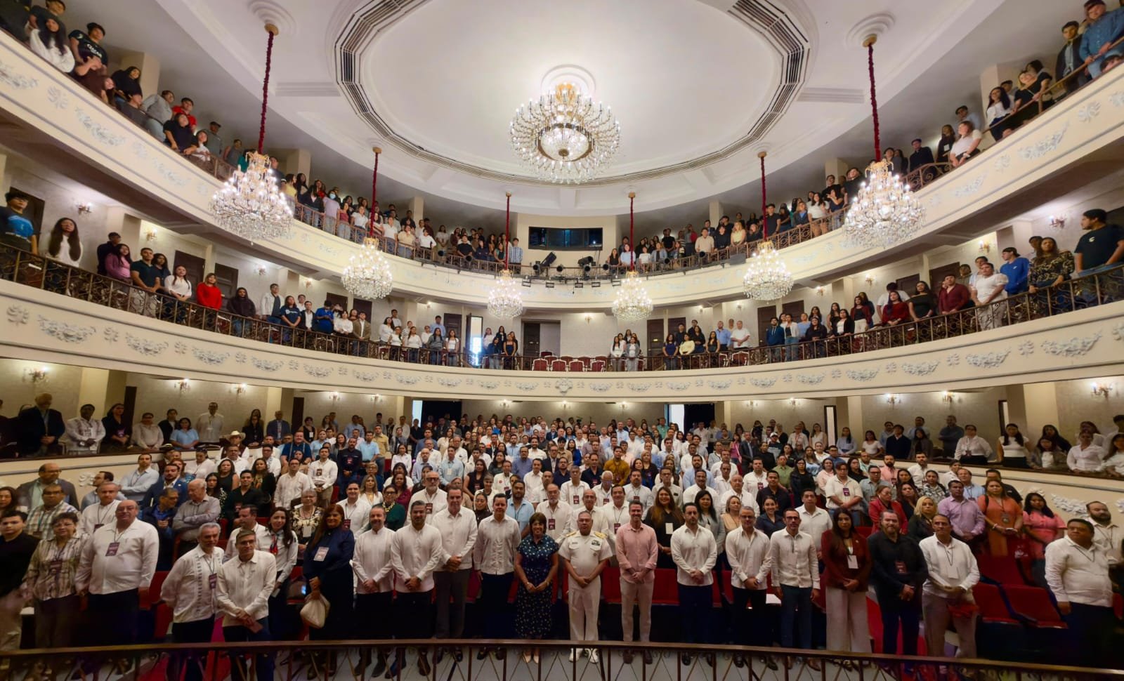 Veracruz moviliza el 27% de la carga portuaria nacional e impulsa inversión y empleo Veracruz moviliza el 27% de la carga portuaria nacional e impulsa inversión y empleo